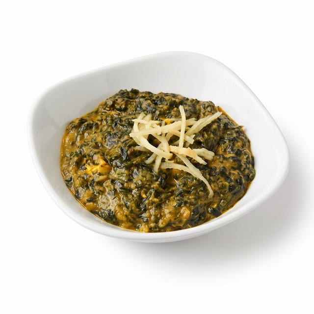 Saag Paneer – Creamy Spinach & Indian Cheese Curry.